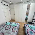 Borrells לינה וארוחת בוקר ברצלונה